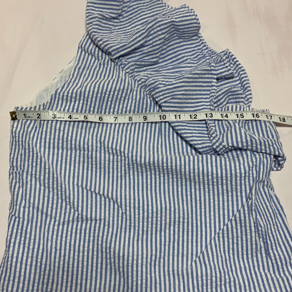 Vineyard Vines Blue Seersucker One Shoulder Ruffle Top Size 8 - Picture 6 of 9